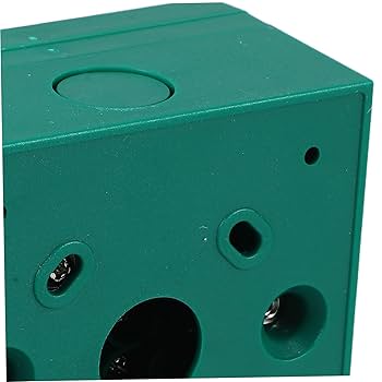 非常口 最近、「文字だけ非常口」という言葉を知った。お馴染みの逃げる